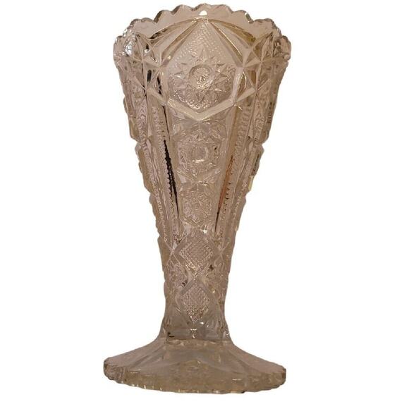 Vintage Pressed Crystal Glass Vase 6" Starburst Pattern Scalloped Edge Clear GUC - Picture 2 of 4